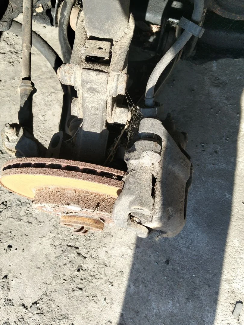 Foto de BRAZO SUSPENSION DELANTERO DERECHO RENAULT KANGOO I (F/KC0) 1.5 dCi Diesel (82 CV / 60 KW)
