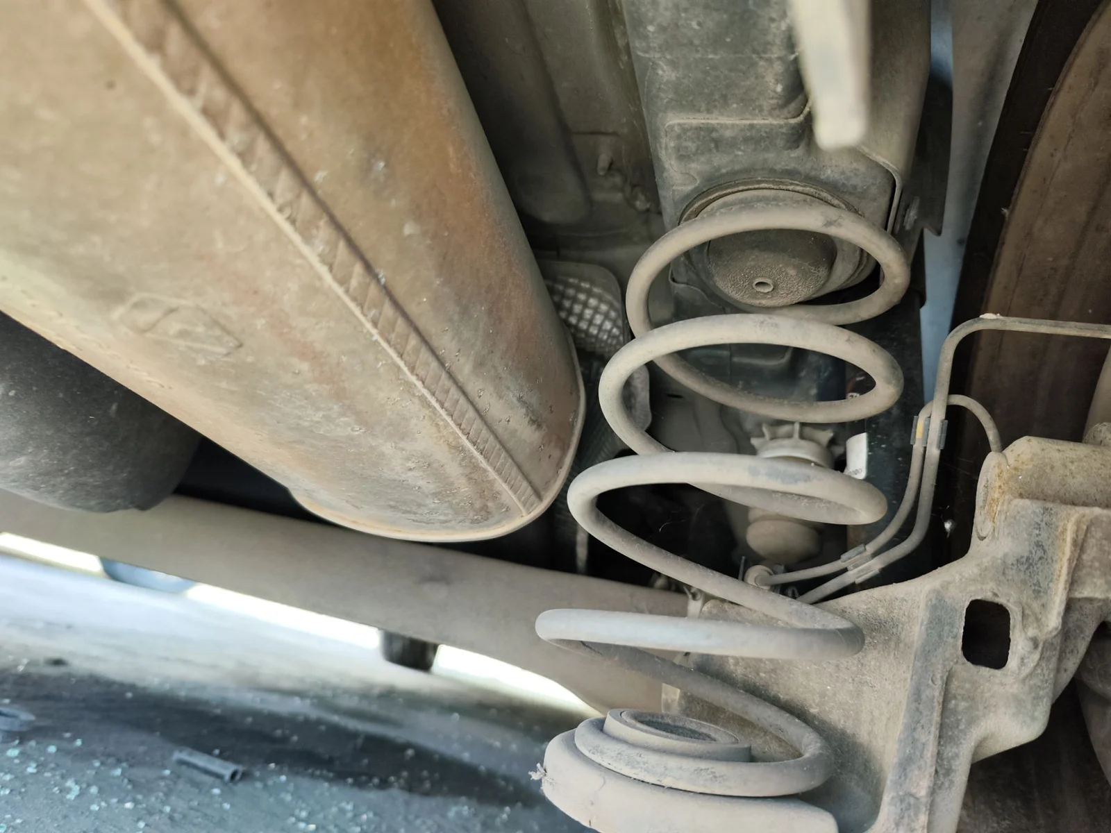 Foto de AMORTIGUADOR TRASERO DERECHO CITROEN C2 1.1 (60 CV / 44 KW)