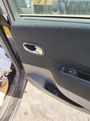 Foto de ELEVALUNAS TRASERO DERECHO RENAULT SCENIC II (JM) 1.5 dCi Diesel (106 CV / 78 KW)