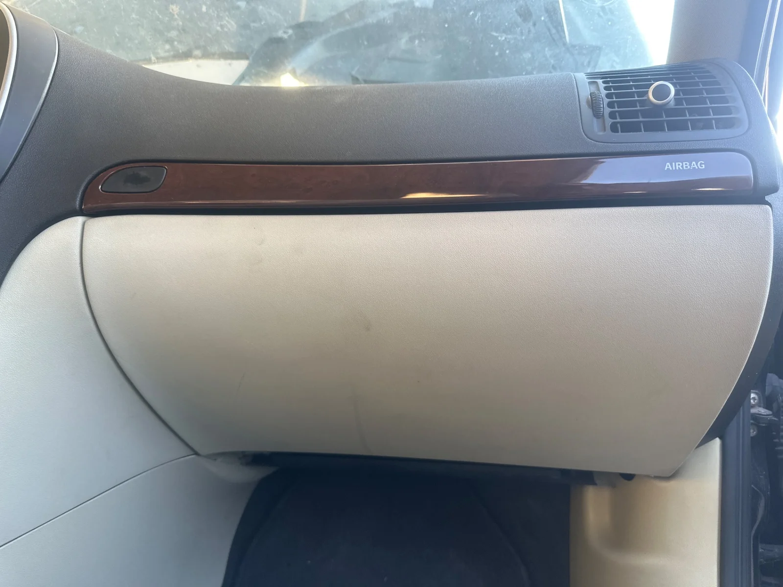 Foto de GUANTERA SAAB 9-3 BERLINA 1.9 TiD CAT (150 CV / 110 KW) referencia 12789300