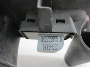 Foto de MANDO ELEVALUNAS TRASERO IZQUIERDO AUDI A4 AVANT (8K5) referencia 8K0959855A foto 2