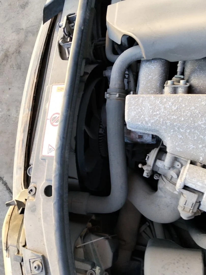 Foto de RADIADOR AGUA AUDI A6 BERLINA (4B2) 1.8 20V Turbo (150 CV / 110 KW)