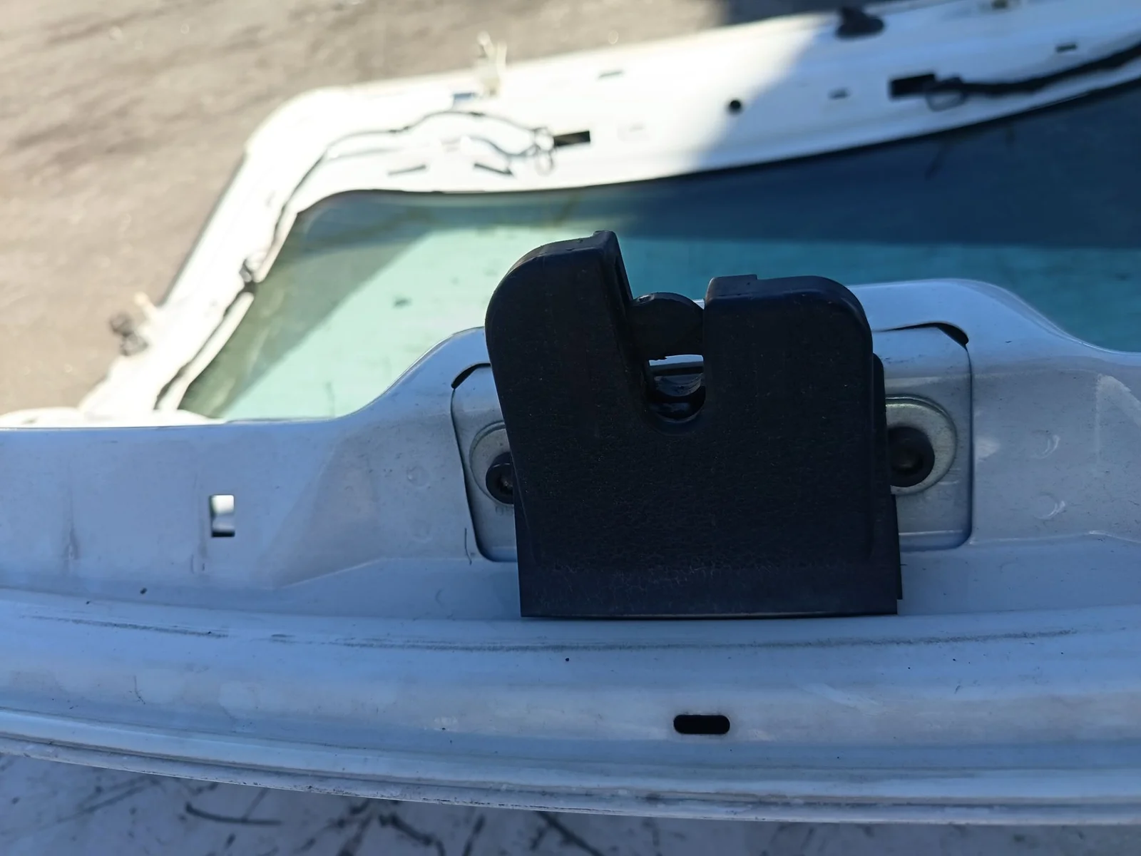 Foto de CERRADURA MALETERO / PORTON SEAT ALTEA (5P1) 1.6 TDI (105 CV / 77 KW)