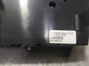 Foto de MANDO CALEFACCION / AIRE ACONDICIONADO VOLVO S60 BERLINA 2.4 Diesel CAT (163 CV / 120 KW) referencia 30746022 foto 4