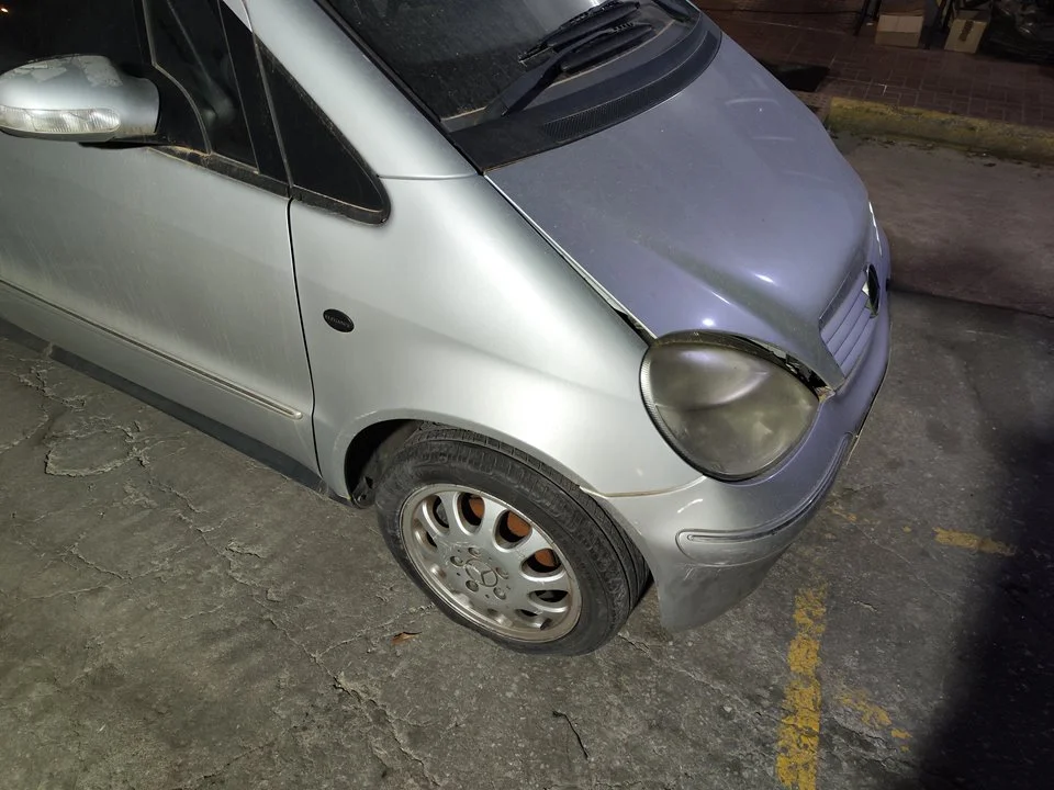Foto de ALETA DELANTERA DERECHA MERCEDES-BENZ CLASE A (BM 168) 1.7 CDI Diesel CAT (95 CV / 70 KW) referencia A1688800818