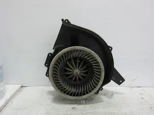 Foto de MOTOR CALEFACCION VOLKSWAGEN POLO IV (9N3) 1.4 FSI (86 CV / 63 KW) referencia 6Q1819015G foto 1