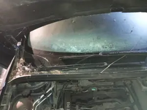 Foto de BRAZO LIMPIA DELANTERO DERECHO PEUGEOT 307 CC CABRIO-COUPÉ (S2)