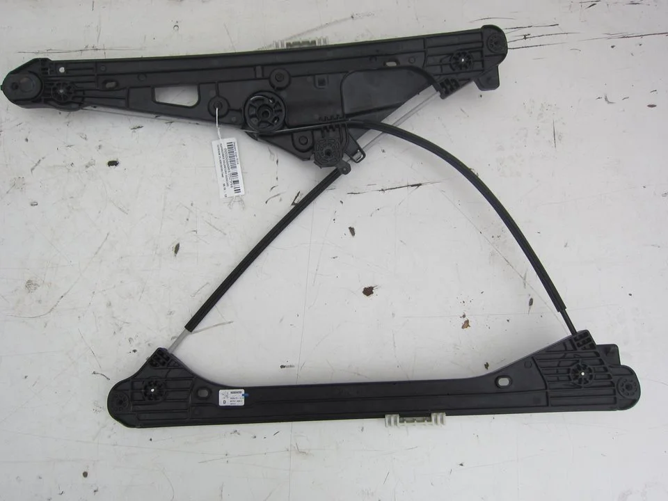 Foto de ELEVALUNAS DELANTERO DERECHO CITROEN C5 AIRCROSS 1.2 12V e-THP / PureTech (131 CV / 96 KW) referencia 9830389280
