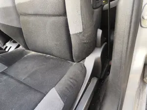 Foto de ASIENTO DELANTERO IZQUIERDO PEUGEOT 207 1.4 HDi (68 CV / 50 KW) foto 2