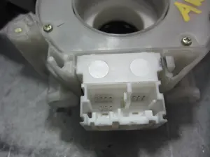 Foto de MANDO MULTIFUNCION NISSAN MICRA (K12E) 1.2 CAT (65 CV / 48 KW) referencia 25560 foto 4