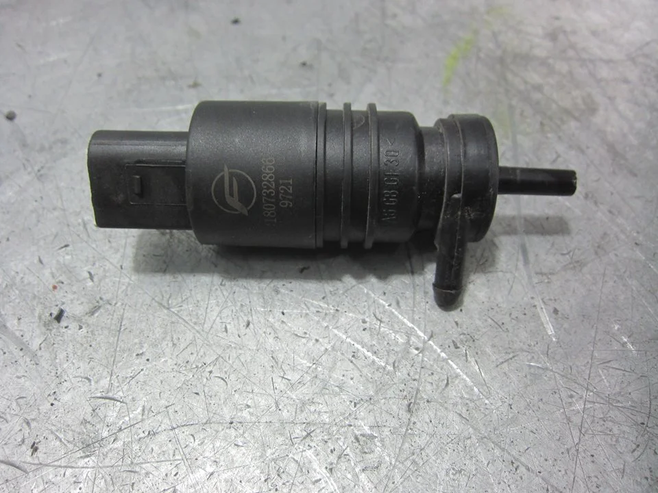 Foto de BOMBA LIMPIA BMW SERIE 3 BERLINA (E46) 3.0 24V Turbodiesel CAT (184 CV / 135 KW) referencia 180732866