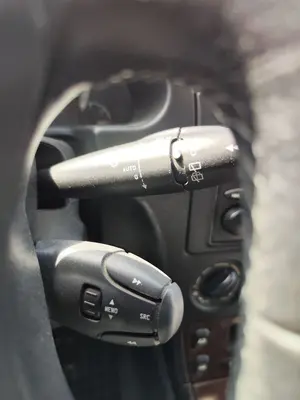 Foto de MANDO MULTIFUNCION CITROEN XSARA BERLINA 2.0 HDi CAT (RHY / DW10TD) (90 CV / 66 KW) foto 3