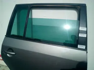Foto de LUNA TRASERA DERECHA VOLKSWAGEN TOURAN (1T2) 1.9 TDI (105 CV / 77 KW) foto 2