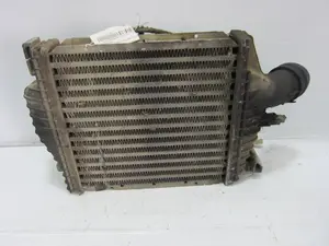 Foto de INTERCOOLER MERCEDES-BENZ VITO MARCO POLO (638) 2.2 16V CDI Turbodiesel CAT (122 CV / 90 KW) referencia 160010041F foto 2