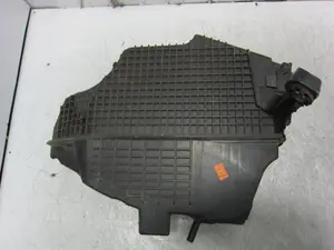 Foto de CAJA FILTRO AIRE DACIA DOKKER 1.5 dCi Diesel FAP CAT (90 CV / 66 KW) referencia 8201173592