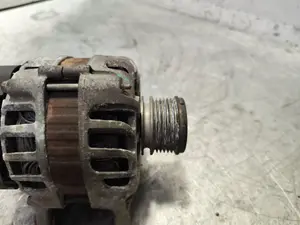 Foto de ALTERNADOR RENAULT CAPTUR I 1.5 dCi Diesel FAP (110 CV / 81 KW) referencia 231008918R foto 5