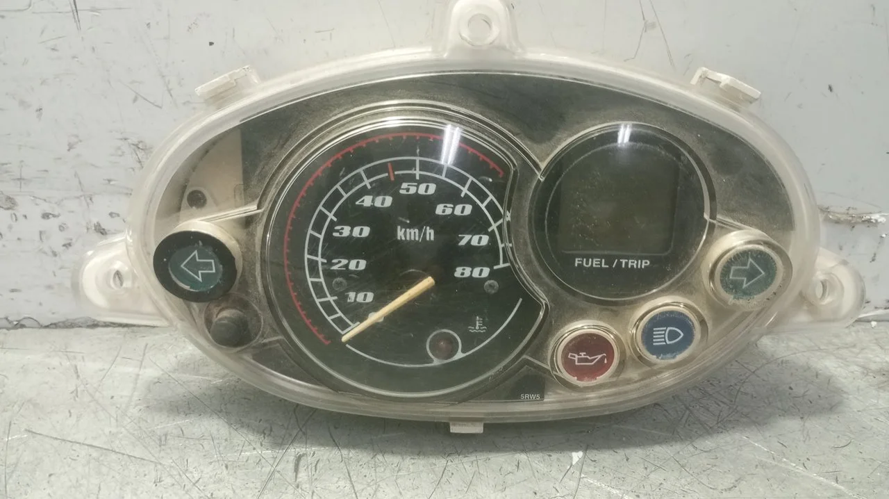 Foto de CUADRO INSTRUMENTOS YAMAHA JOG RR 49 .00 cc (2.74 cv 2.0 kw a 7000 rpm )