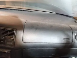 Foto de AIRBAG DELANTERO DERECHO VOLKSWAGEN GOLF IV BERLINA (1J1)(10.1997)