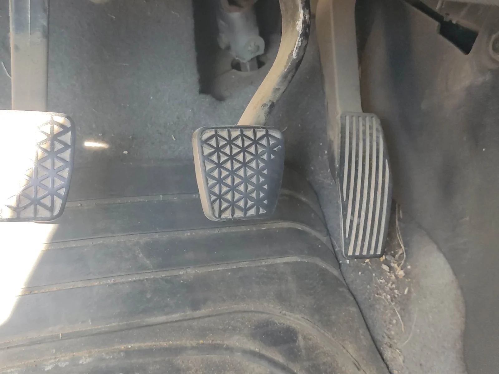 Foto de POTENCIOMETRO PEDAL OPEL COMBO (CORSA C) 1.7 16V DI CAT (Y 17 DTL / LK8) (65 CV / 48 KW)