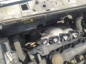 Foto de RADIADOR AGUA OPEL ASTRA G BERLINA 1.6 CAT (Z 16 SE / L55) (84 CV / 62 KW) referencia 93177121