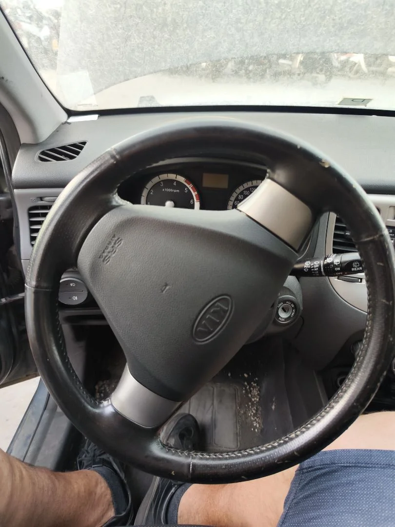 Foto de VOLANTE KIA RIO (JB) 1.5 CRDi (110 CV / 81 KW) referencia 561101G300VA