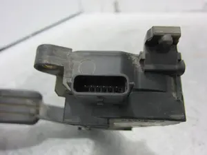 Foto de POTENCIOMETRO PEDAL DACIA DOKKER 1.5 dCi Diesel FAP CAT (90 CV / 66 KW) referencia 180023122R foto 3