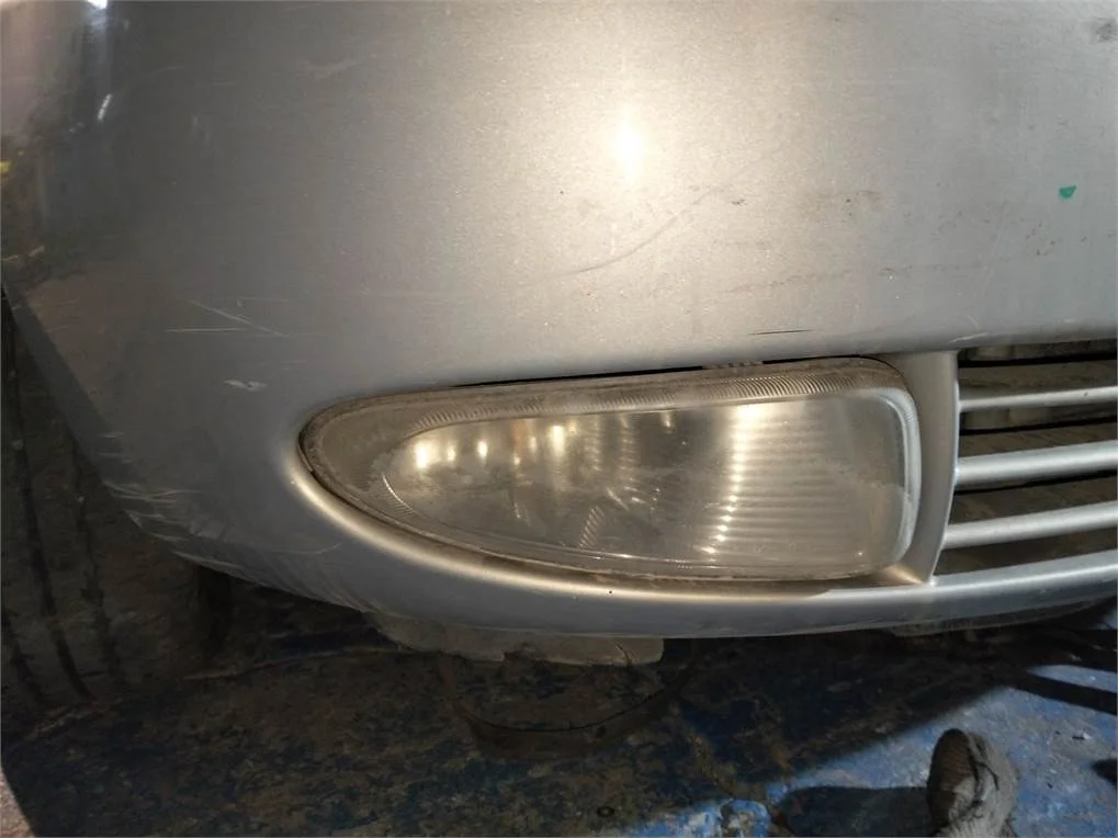 Foto de FARO ANTINIEBLA DERECHO CHRYSLER VOYAGER (RG)