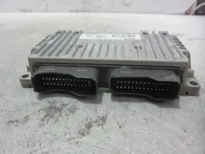 Foto de CENTRALITA MOTOR UCE PEUGEOT 206 1.6 16V CAT (109 CV / 80 KW) referencia 9643218980 foto 2