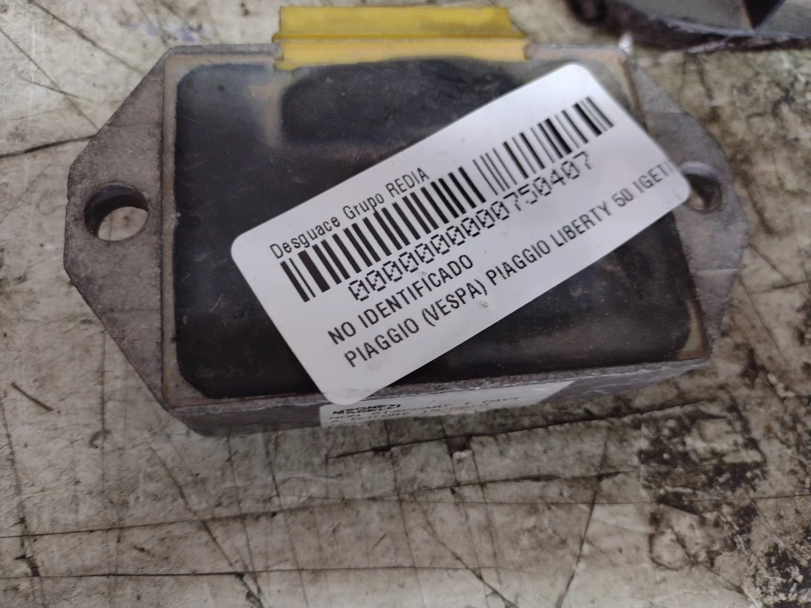 Foto de REGULADOR DE CORRIENTE PIAGGIO (VESPA) LIBERTY 50 I-GET