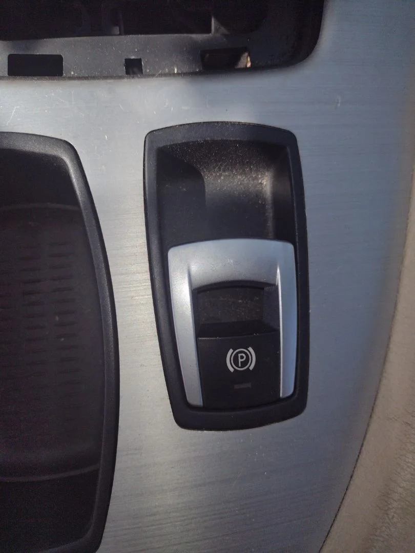 Foto de FRENO DE MANO ELECTRICO BMW SERIE Z4 ROADSTER (E89) 2.5 24V CAT (204 CV / 150 KW)