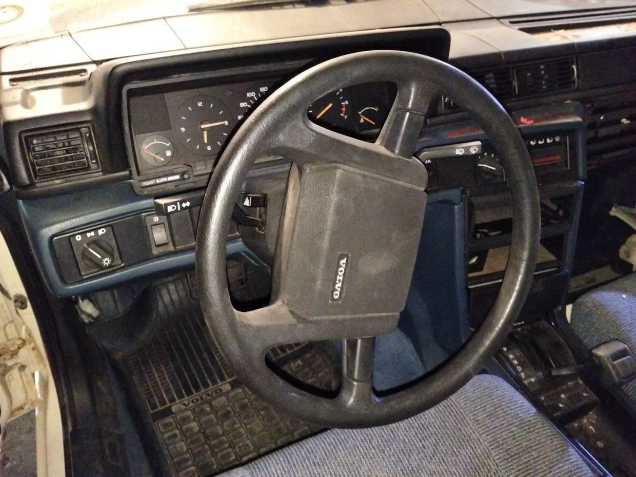 Foto de VOLANTE VOLVO SERIE 740 BERLINA/FAMILIAR