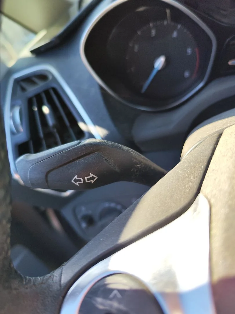 Foto de MANDO MULTIFUNCION FORD C-MAX (CB7) 1.6 TDCi CAT (116 CV / 85 KW)
