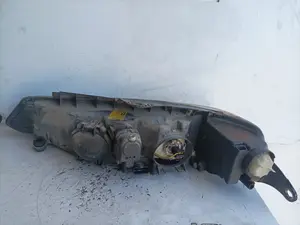 Foto de FARO DERECHO PEUGEOT 406 BERLINA (S1/S2) referencia 9630423177 foto 2
