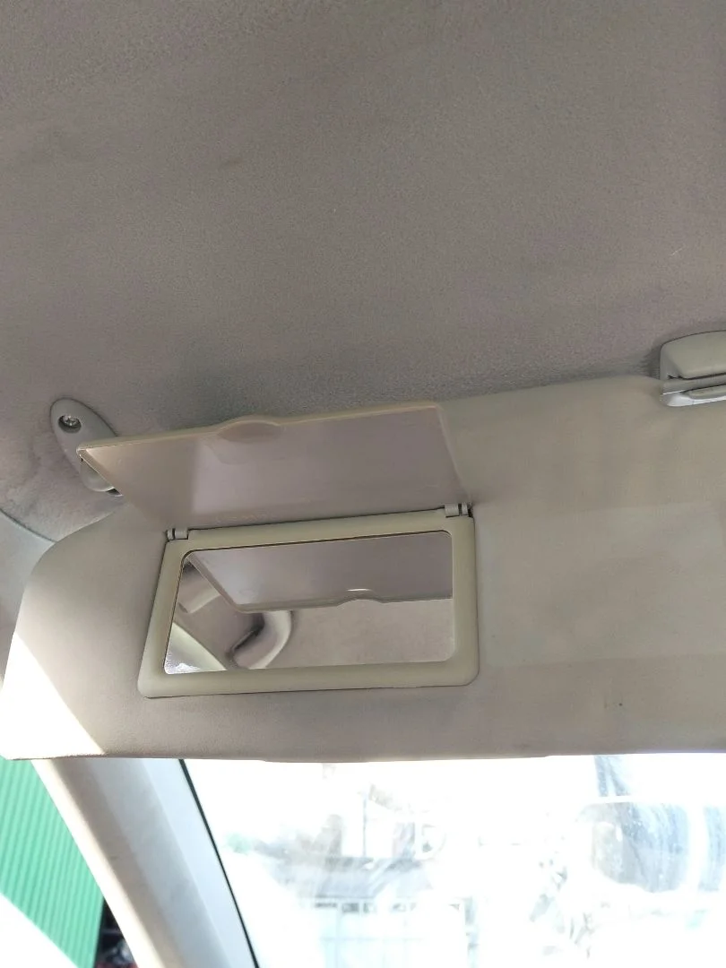 Foto de PARASOL IZQUIERDO FORD FOCUS BERLINA (CAK) 1.6 16V CAT (101 CV / 74 KW)
