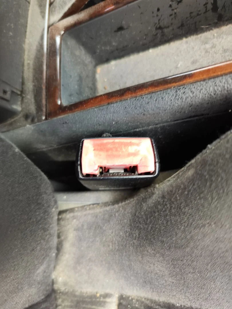 Foto de PRETENSOR AIRBAG DERECHO AUDI A6 BERLINA (4B2) 2.4 V6 30V (165 CV / 121 KW)