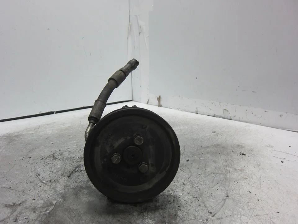 Foto de BOMBA DIRECCION BMW SERIE 3 BERLINA (E46) referencia 32421247891