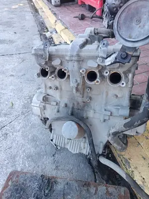 Foto de MOTOR COMPLETO HONDA CBR 600 F / CBR 600 RR 598 cm3 - 68 kW (92 CV / 68 KW) referencia PC23E-2003717 foto 3