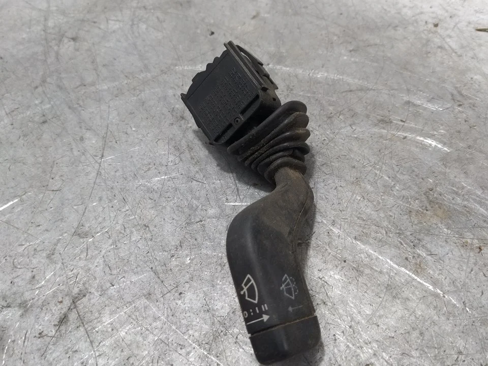Foto de MANDO LIMPIA OPEL ASTRA G BERLINA 2.0 DTI (101 CV / 74 KW) referencia 090413243501536