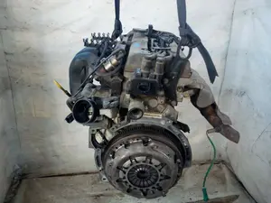 Foto de MOTOR COMPLETO FORD FOCUS BERLINA (CAK) referencia FYDB foto 2