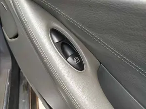Foto de MANDO ELEVALUNAS TRASERO DERECHO MERCEDES-BENZ CLS (BM 219) 5.0 V8 24V CAT (306 CV / 225 KW)