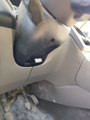 Foto de COLUMNA DIRECCION FORD FOCUS BERLINA (CB4) 1.6 TDCi CAT (90 CV / 66 KW) referencia 1750066