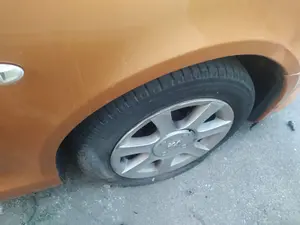Foto de BRAZO SUSPENSION DELANTERO DERECHO PEUGEOT 1007 1.4 HDi (68 CV / 50 KW)