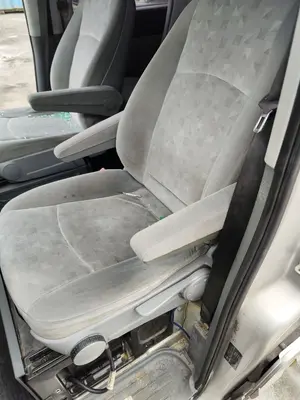 Foto de ASIENTO DELANTERO IZQUIERDO MERCEDES-BENZ VIANO (639) 2.1 CDI CAT (150 CV / 110 KW) foto 2