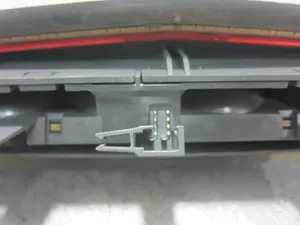 Foto de LUZ CENTRAL DE FRENO OPEL CORSA D 1.4 16V (90 CV / 66 KW) referencia 316627975 foto 4