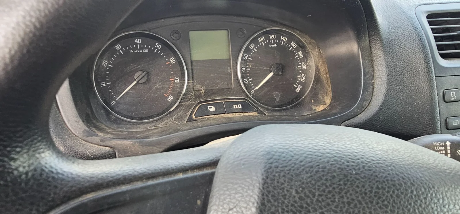 Foto de CUADRO INSTRUMENTOS SKODA FABIA (5J2) 1.2 (60 CV / 44 KW)