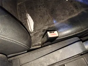 Foto de ENGANCHE CINTURON DELANTERO IZQUIERDO AUDI ALLROAD QUATTRO QUATTRO (4B5)