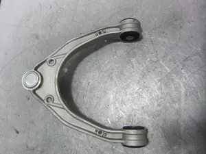 Foto de BRAZO SUSPENSION SUPERIOR DELANTERO DERECHO PORSCHE CAYENNE (TIPO 92A) 3.6 CAT (299 CV / 220 KW) referencia 7L0407021B foto 4