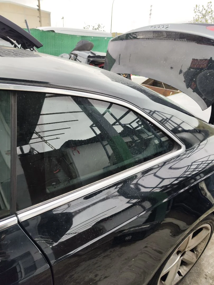 Foto de LUNA CUSTODIA TRASERA IZQUIERDA AUDI A5 COUPE (8T) 2.0 16V TDI (170 CV / 125 KW)