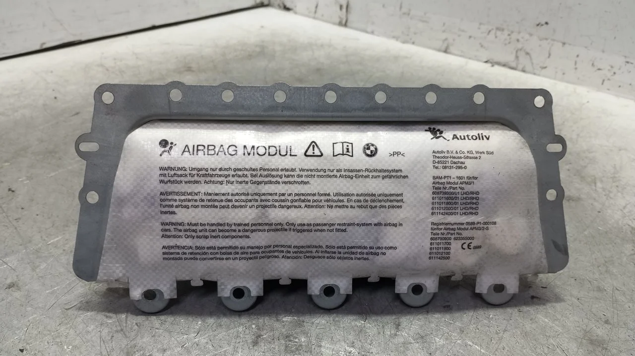 Foto de AIRBAG DELANTERO DERECHO BMW SERIE 5 TOURING (F11) 2.0 Turbodiesel (184 CV / 135 KW) referencia 608769700