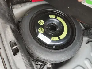 Foto de RUEDA DE REPUESTO PEUGEOT 207 CC CABRIO-COUPÉ 1.6 16V (120 CV / 88 KW)